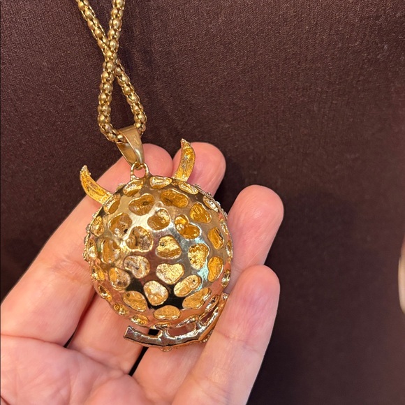 Gold and Blue Owl Pendant Necklace - Picture 4 of 11